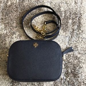 NWT Tory Burch Emerson Round Crossbody